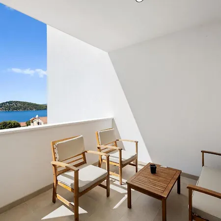 Διαμέρισμα Beautiful In - Csv366 Ražanj